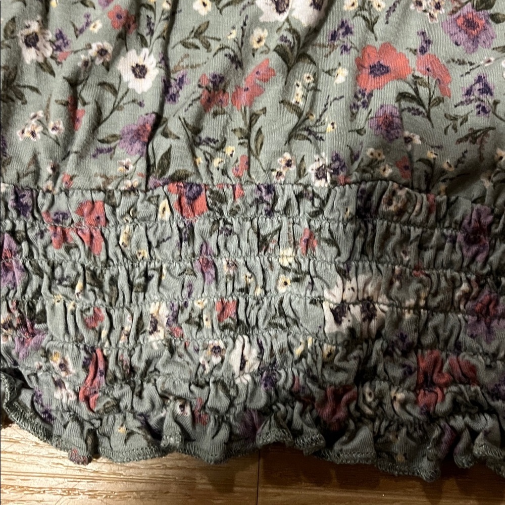 American Eagle Outfitters Floral Blouse - Gray and Pink - Picture 5 of 5